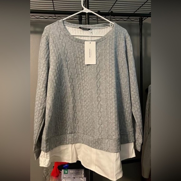 BloomChic Sweaters - 8 BloomChic Women's Gray Cable Knit Sweater